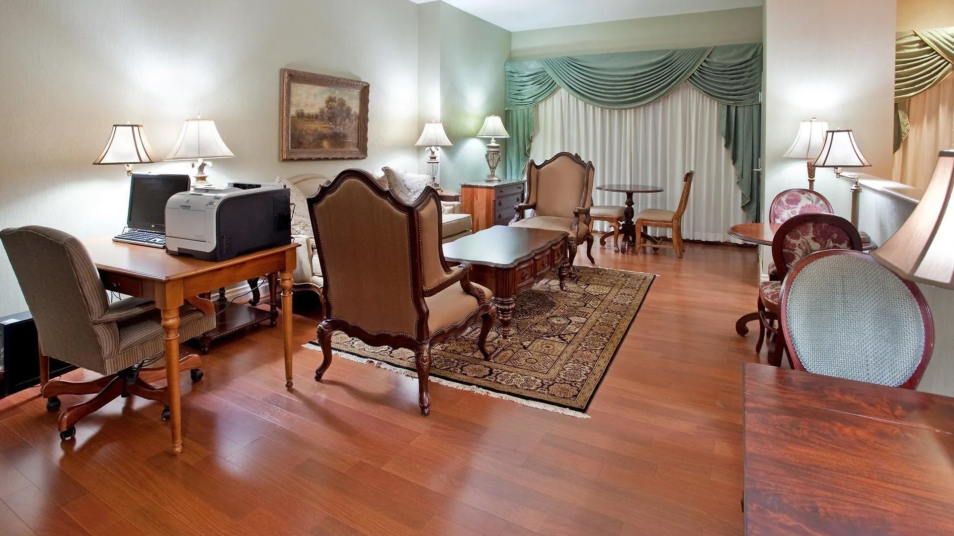 Clayton Plaza Hotel & Extended Stay 4*,