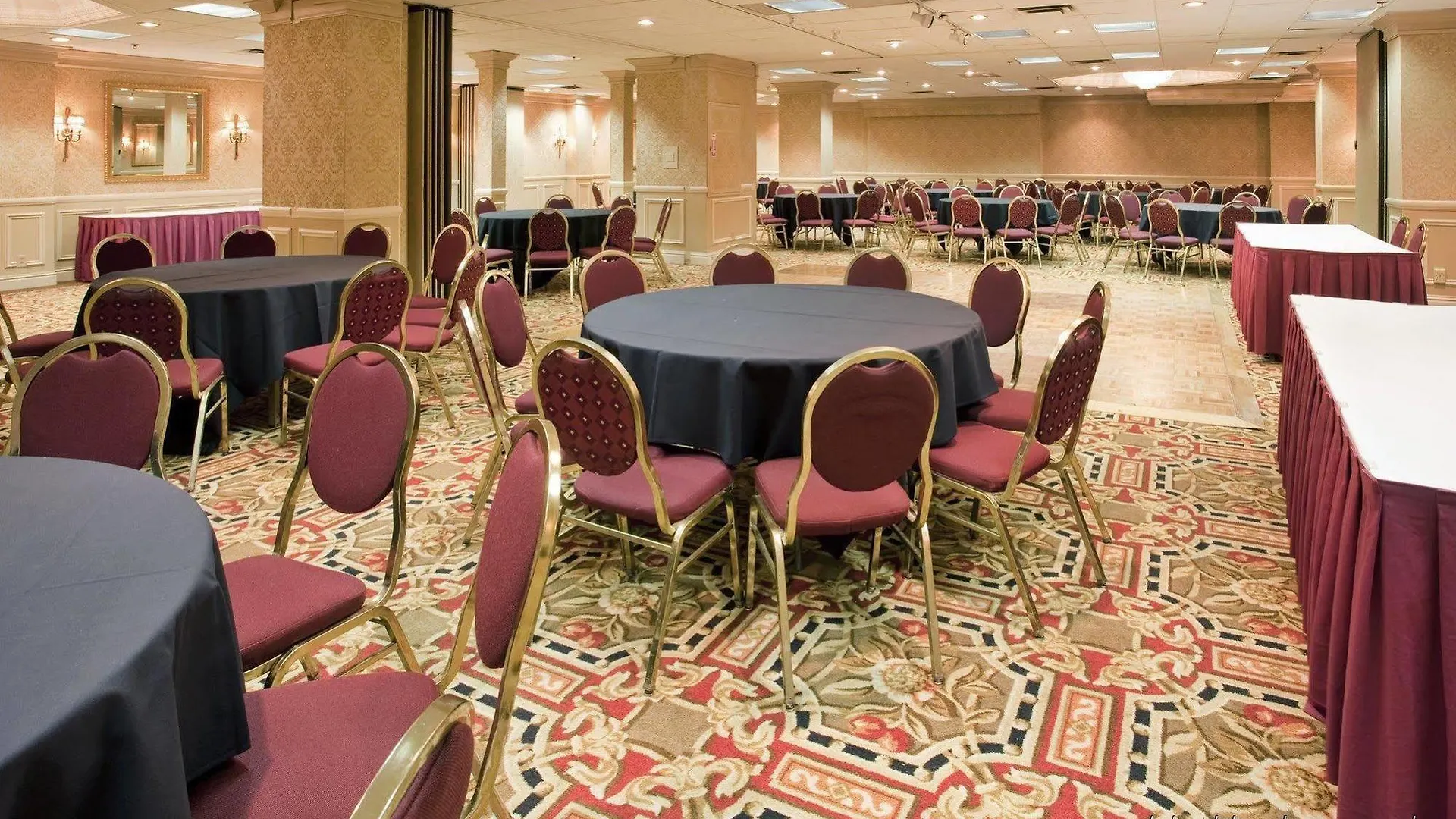 Clayton Plaza Hotel & Extended Stay